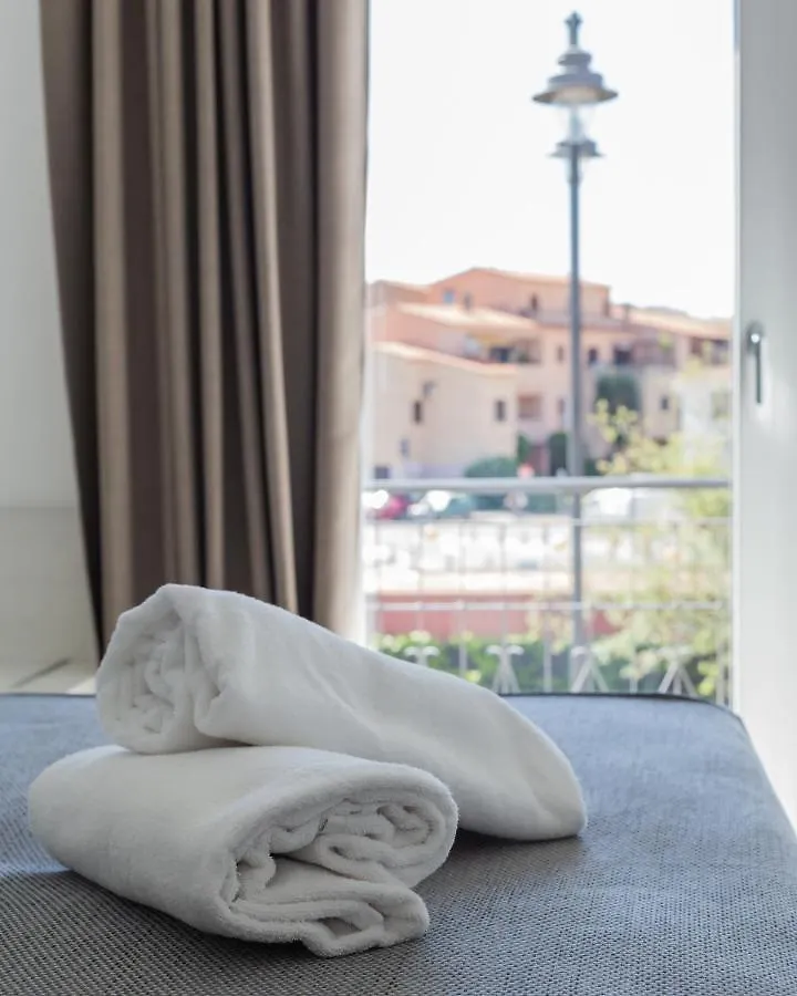 Guest house J Rooms Olbia