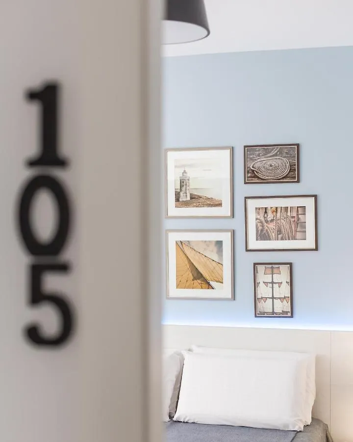 J Rooms أولبيا 0*,  إيطاليا